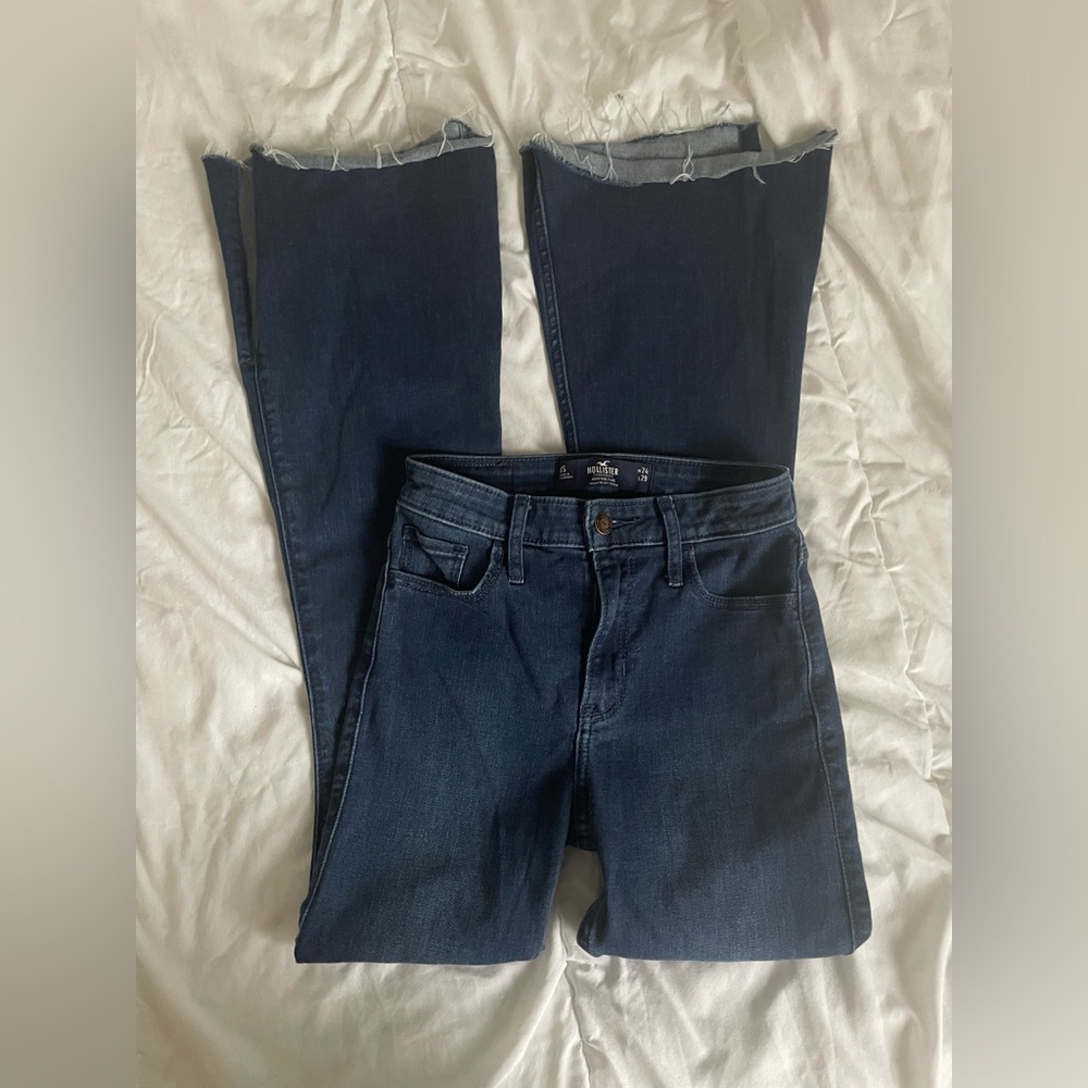 💚clearance 💚 Hollister dark wash high rise flare jeans
